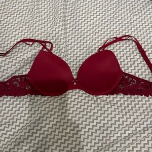 Red Lace Bra La SENZA